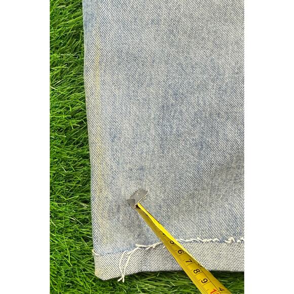 Levi’s 517 Men’s Denim Cutoff Shorts W36 Distressed Light Wash Blue Jean Vintage - Picture 7 of 8